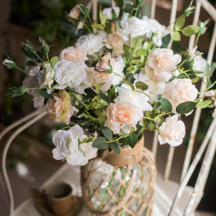 Tige de rose artificielle « Faux Real » au toucher naturel, 63,5 cm de hauteur, en soie