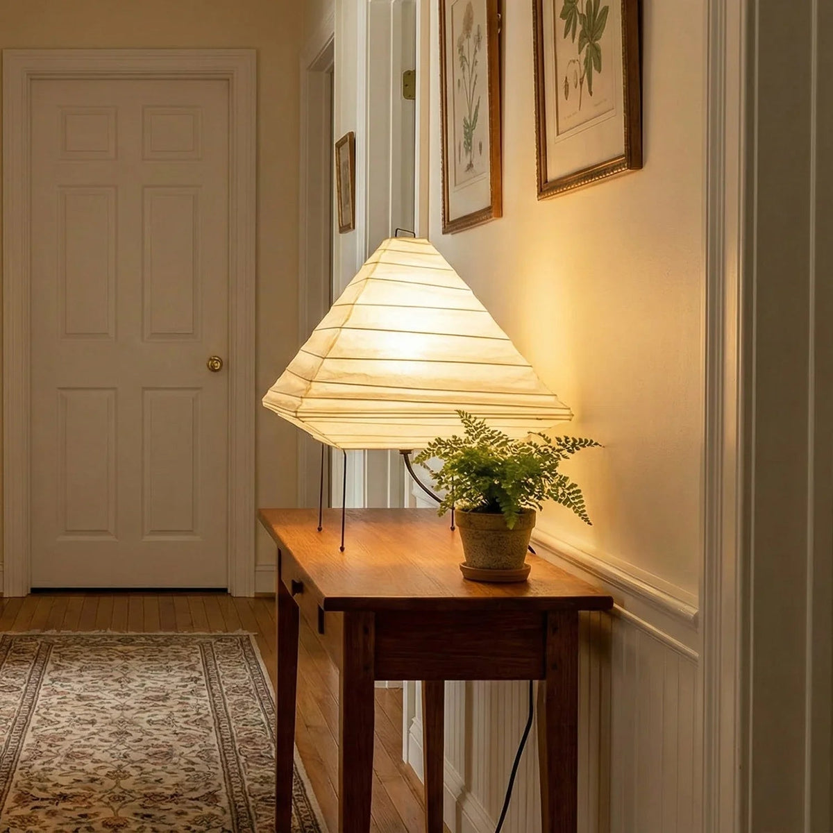 Akari Triangle 5X Table Lamp