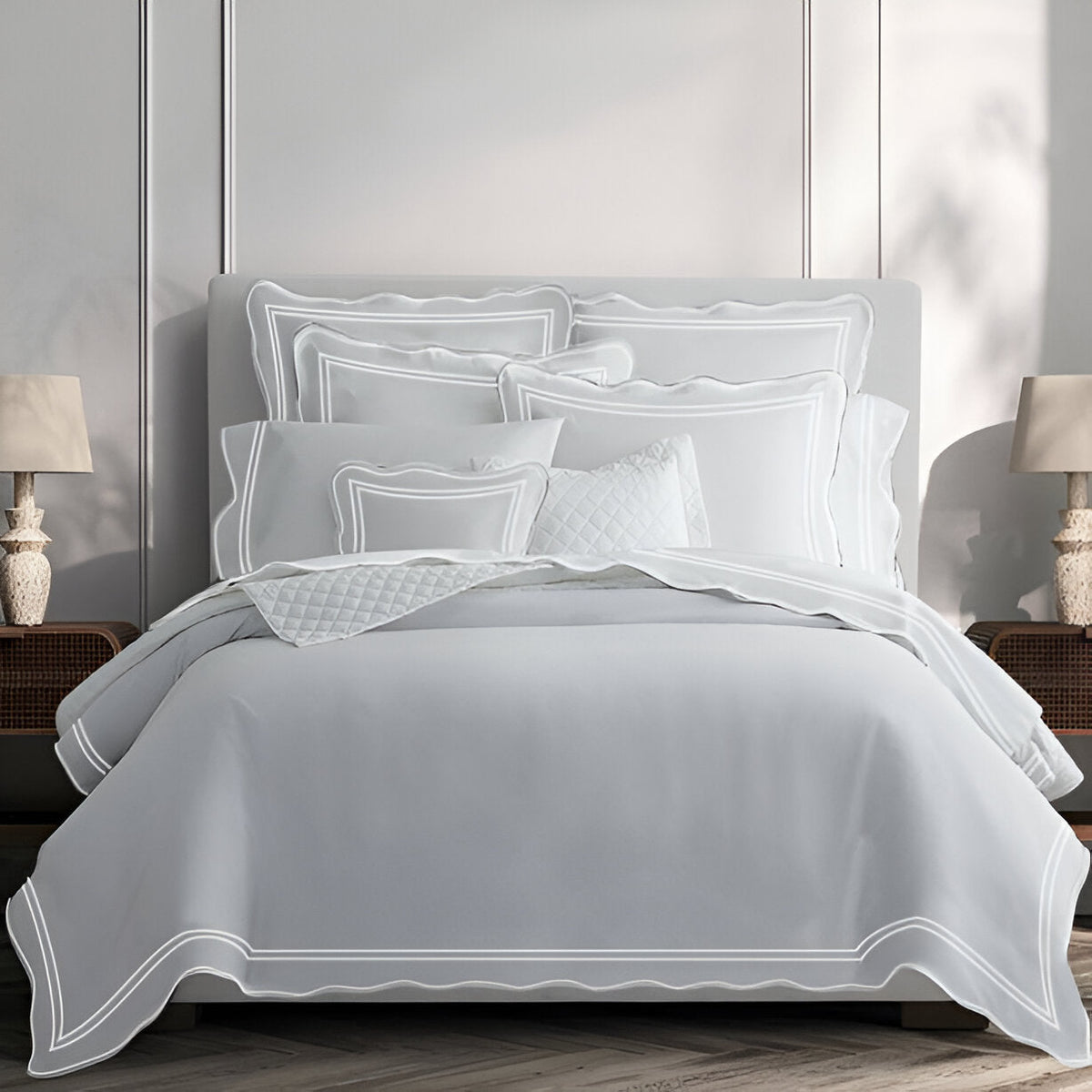 400TC Wavy Embroidery & Border Cotton Sateen Solid Duvet Cover Set