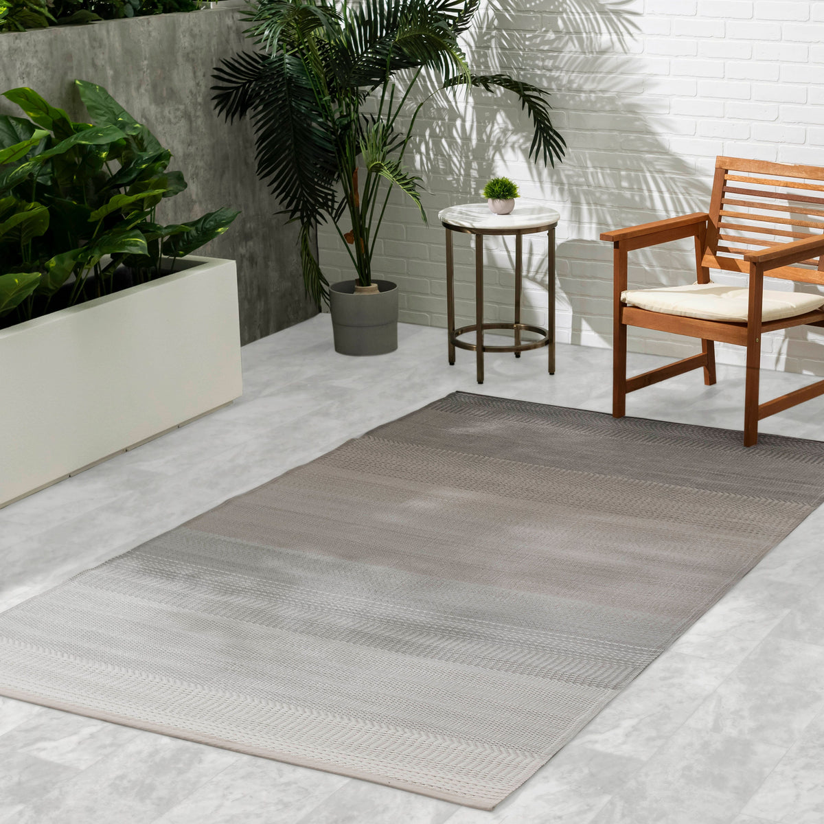 Big Sur - Striped Outdoor Rug for Patio